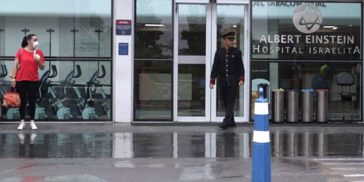 MPF aciona Hospital Albert Einstein por descumprir cotas em residência